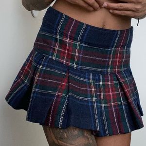 ABERCROMBIE (kids?!) TARTAN MINI PLEATED SKIRT